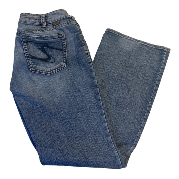 Silver Women’s Suki Medium Wash Bootcut Jeans - Picture 1 of 8
